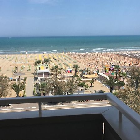 Appartamento Fronte Mare Rimini Extérieur photo