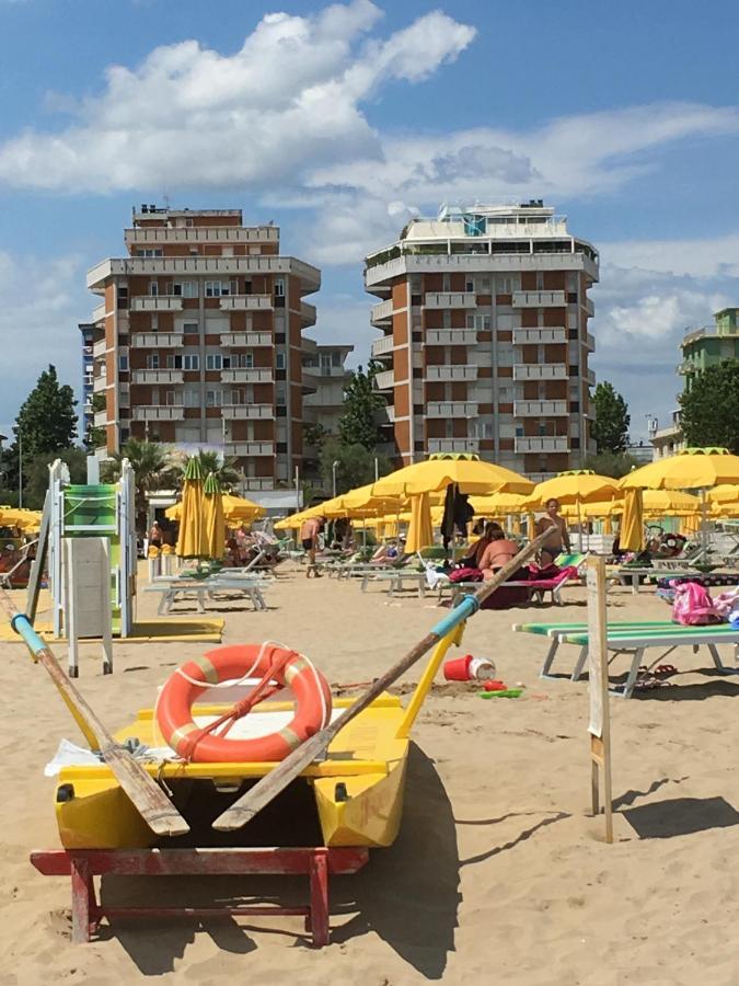 Appartamento Fronte Mare Rimini Extérieur photo