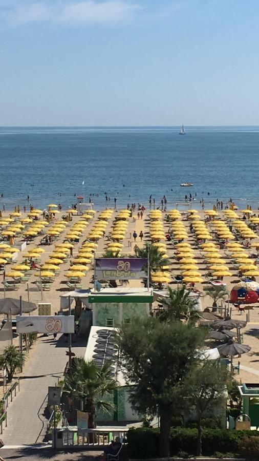 Appartamento Fronte Mare Rimini Extérieur photo