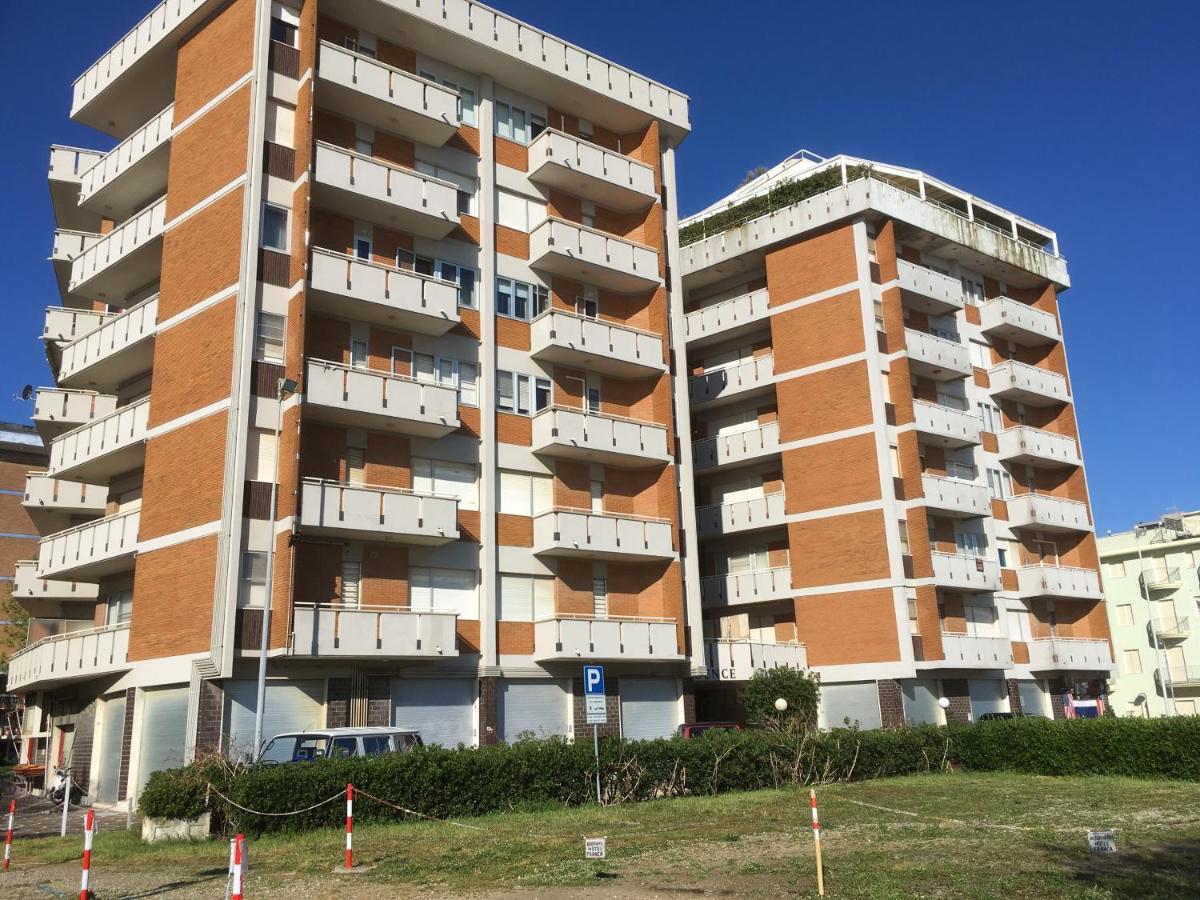 Appartamento Fronte Mare Rimini Extérieur photo